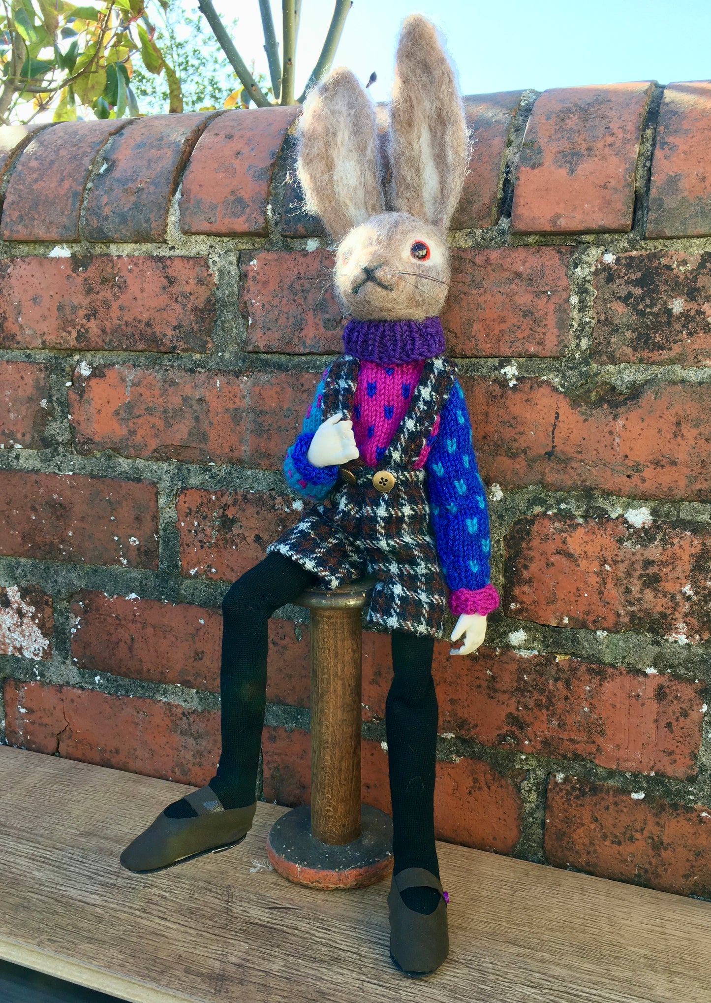 HARRY HARE made by Jan Horrox